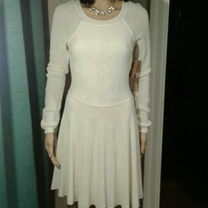 Beautiful multipurpose RACHEL ROY dress